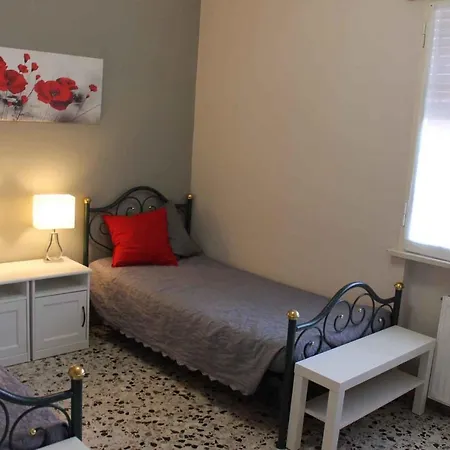 In Bardolino/gardasee 21892 * Garda (Verona)